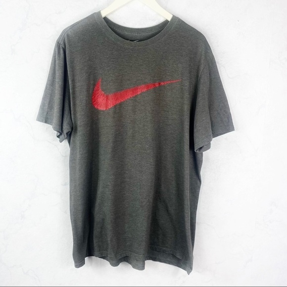 [Nike] Classic Logo Tee - Picture 1 of 2